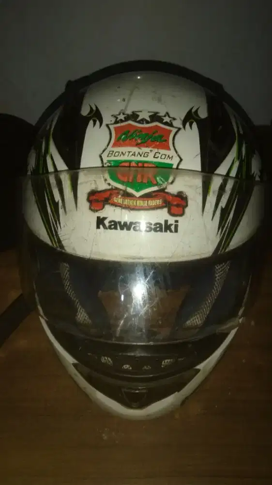 Jual helm kawasaki