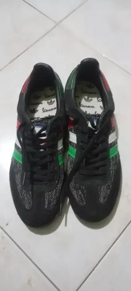 Adidas vesva og