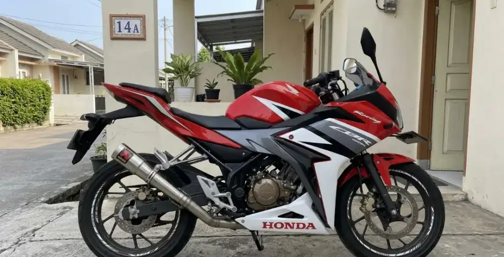 Jual Honda CBR 2016 Kilometer Rendah