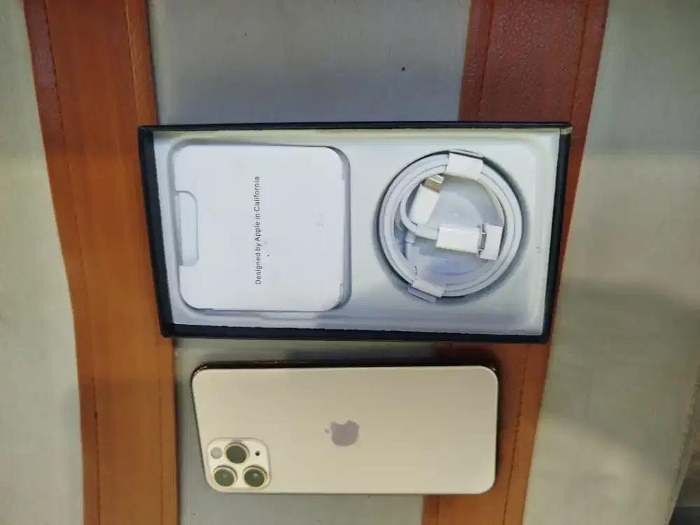 iPhone 11 pro 256gb camera boba sudah