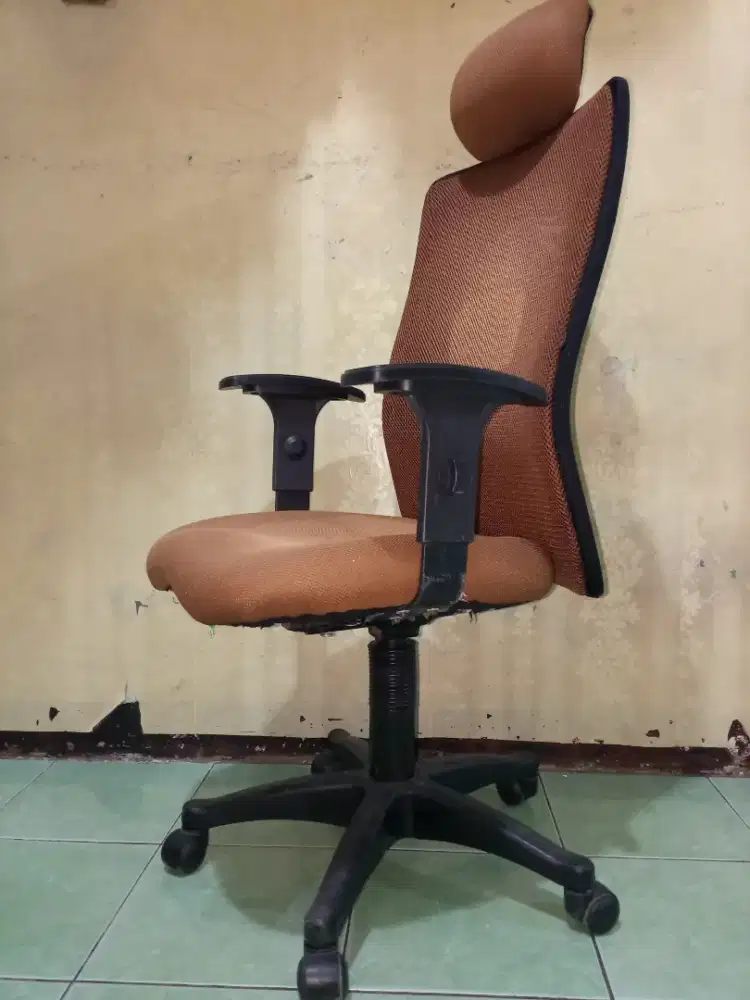 KURSI KANTOR INFORMA