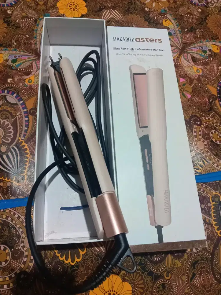 CATOKAN RAMBUT MAKARIZO ASTERS