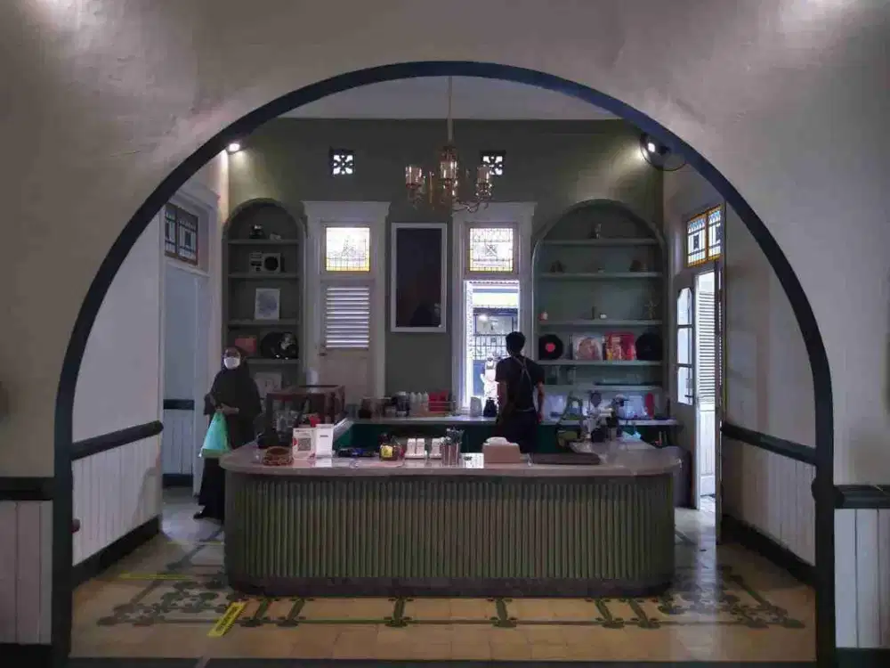 Murah!! Jl. Burangrang, Gatot Subroto, Cocok untuk Cafe dan Kantor, Lokasi Pusat Kota