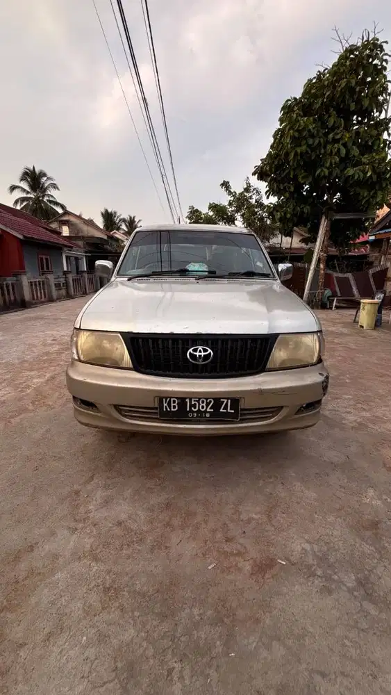 Toyota Minibus Kijang Krista seri LX Tahun 2003 Bahan Bakar Bensin