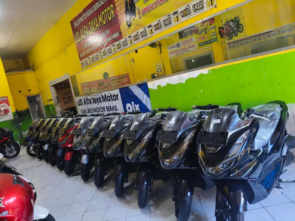 Unit Gress 0 KM * PCX 160 CBS PMK 2026