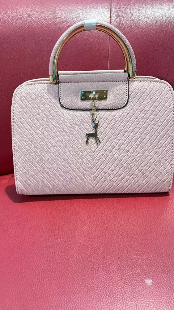 Tas import baru