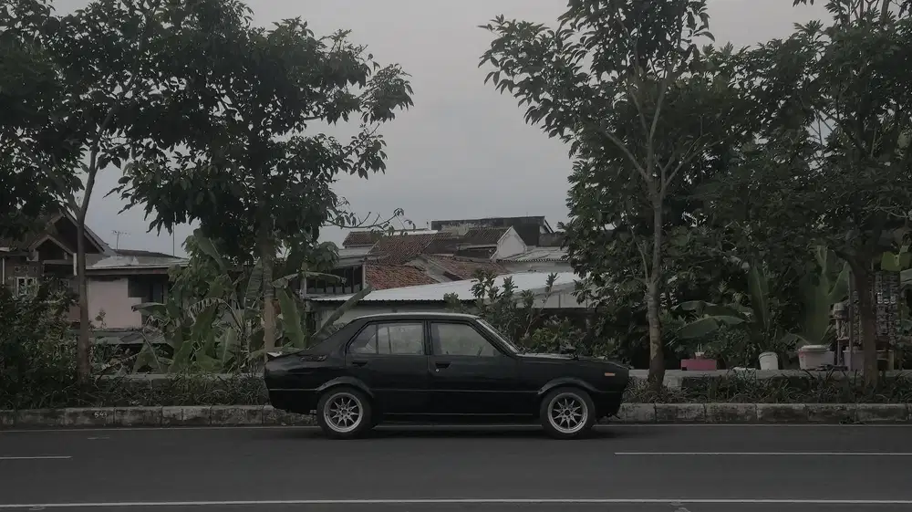 Toyota Corolla 1976 Bensin