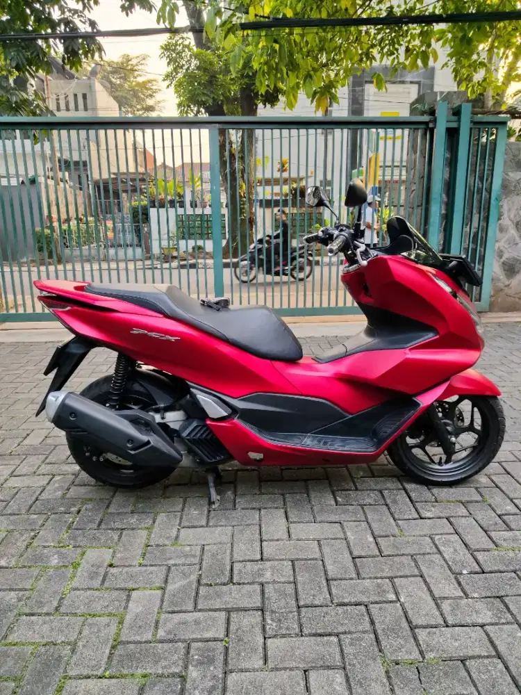 Pcx 160,kondisi istimewa,Kaya baru,Low Km,siap TT
