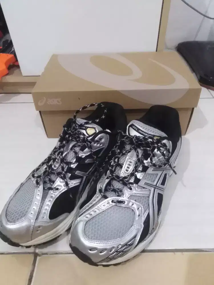 Sepatu asics nimbus 10.1 fullset mulus original size 41.5