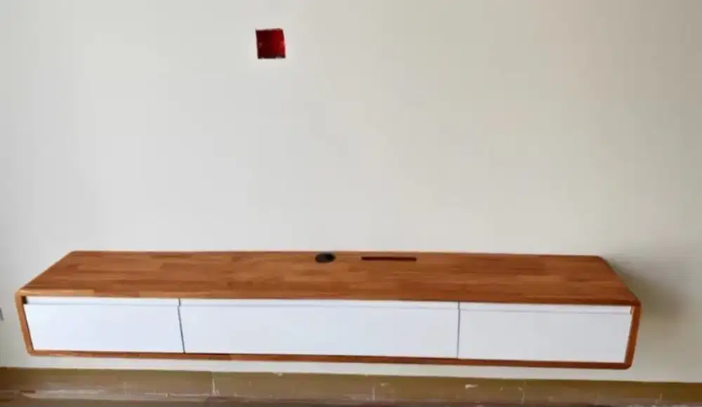 Meja TV Gantung Jati