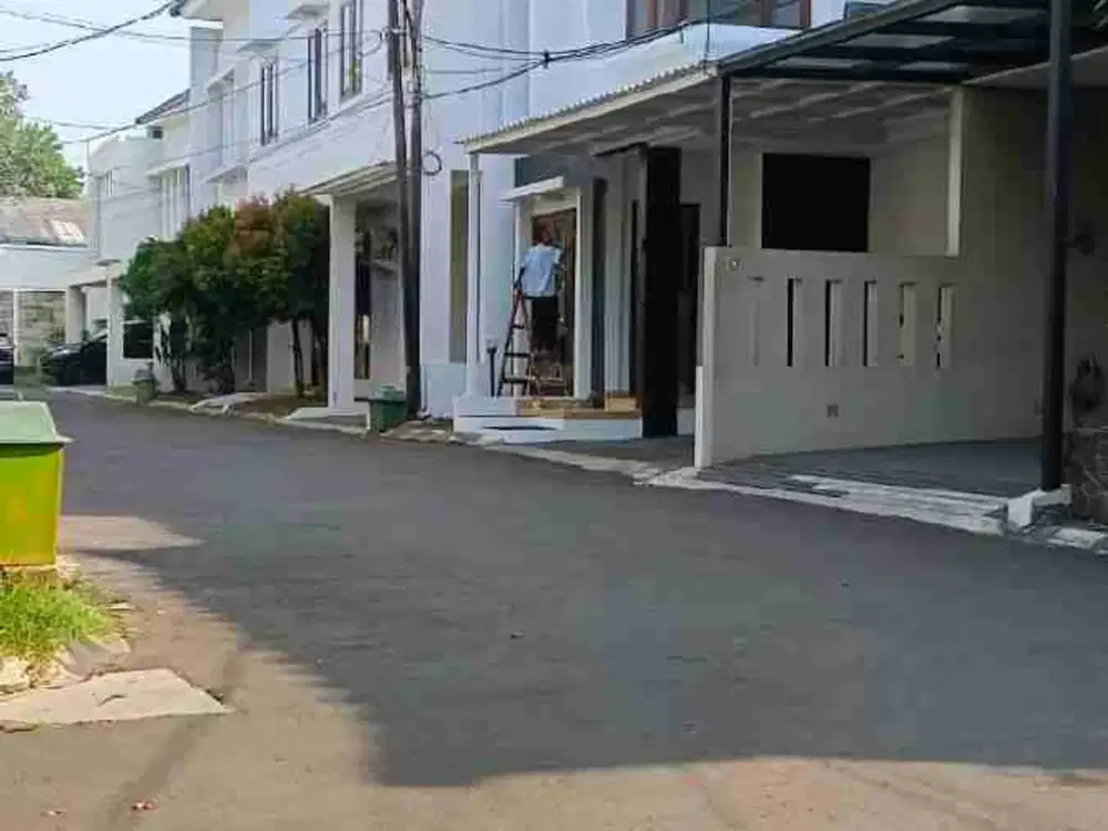 Dekat Tol, Dijual Rumah Baru Siap Huni di Cilandak Jakarta Selatan