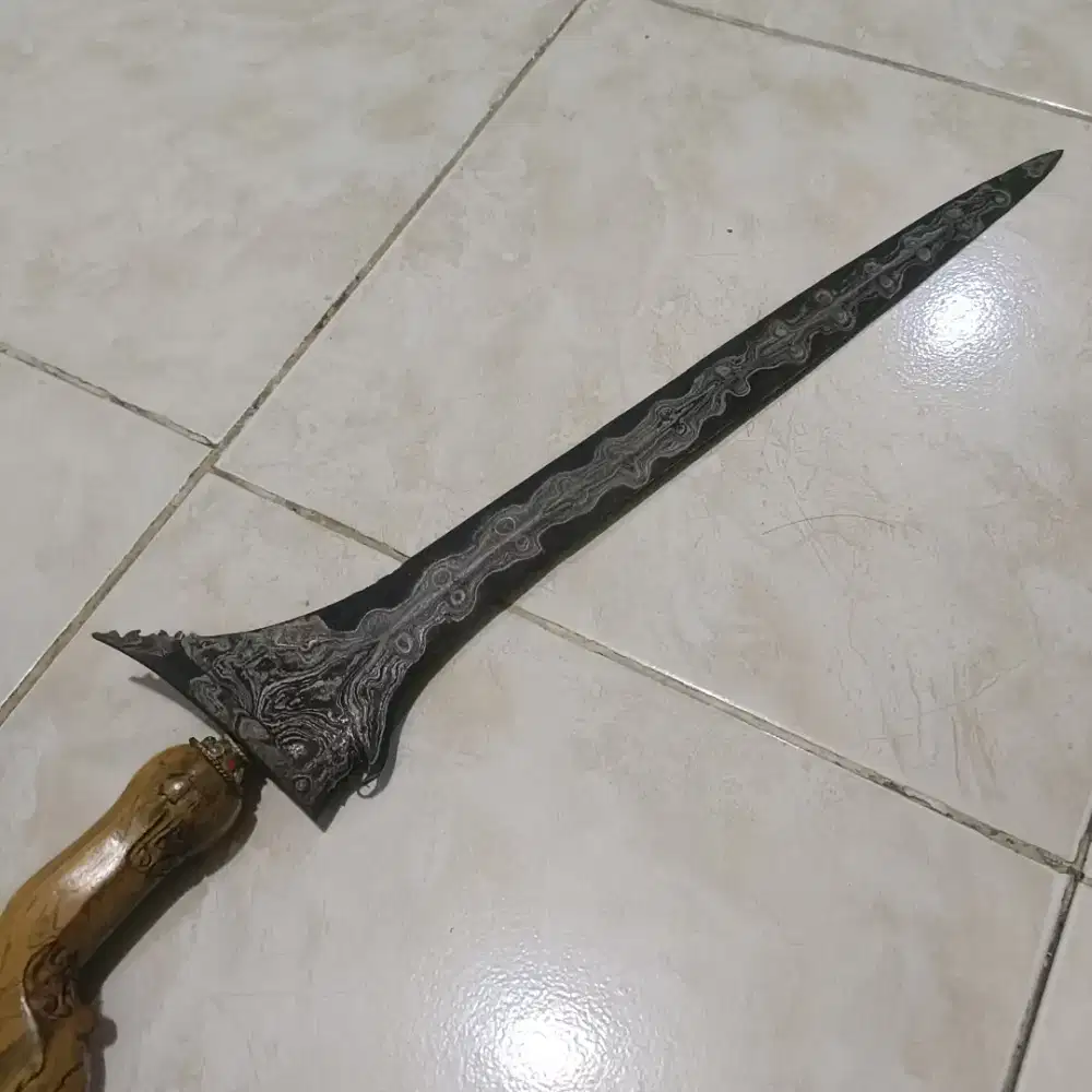 Koleksi keris kamardikan pamor keren