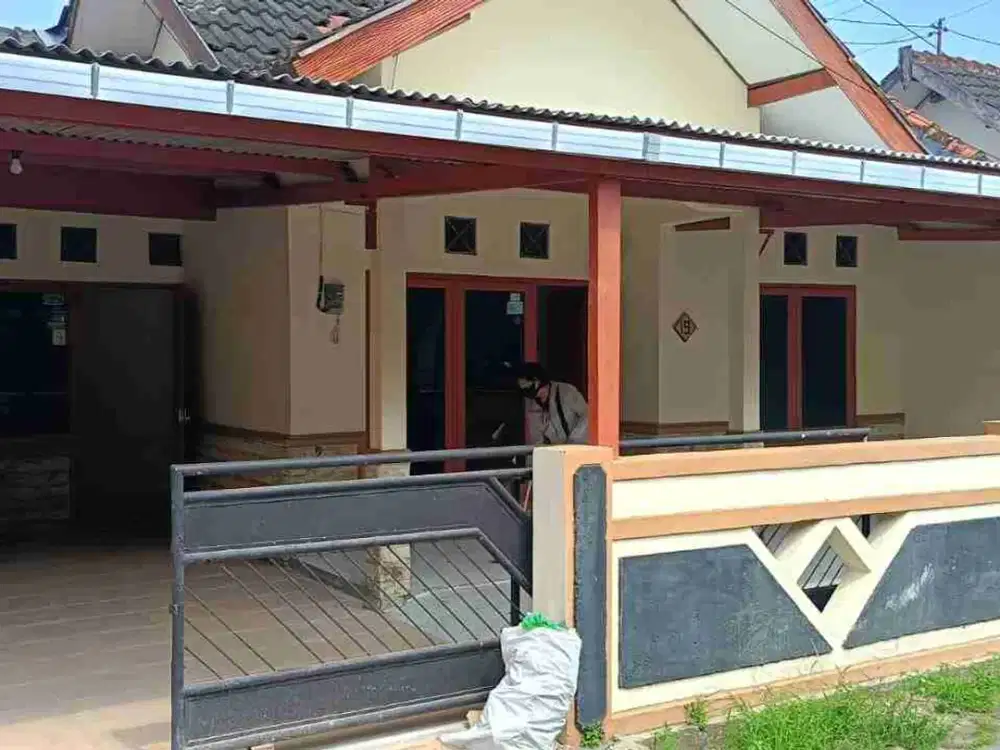 Rumah dlm perumahan Trihanggo Sleman