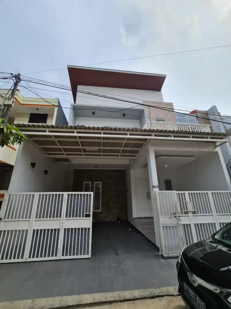 Rumah 2 lantai Inperial Pelindo Kelapa Gading