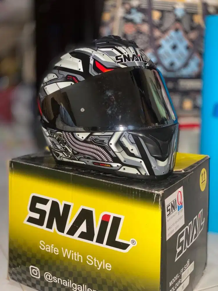 HELM SNAIL FFS2G ROBOTIC GREY SILVER – SIZE M