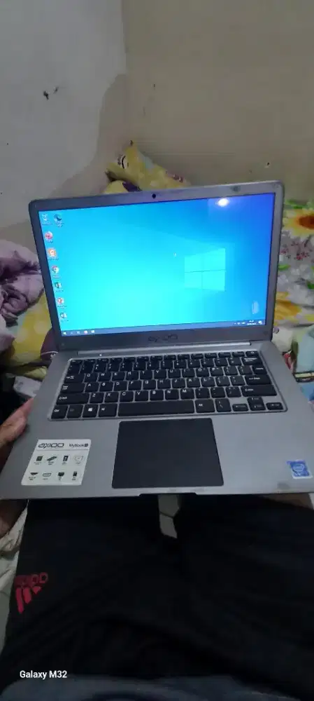 Laptop axio slim