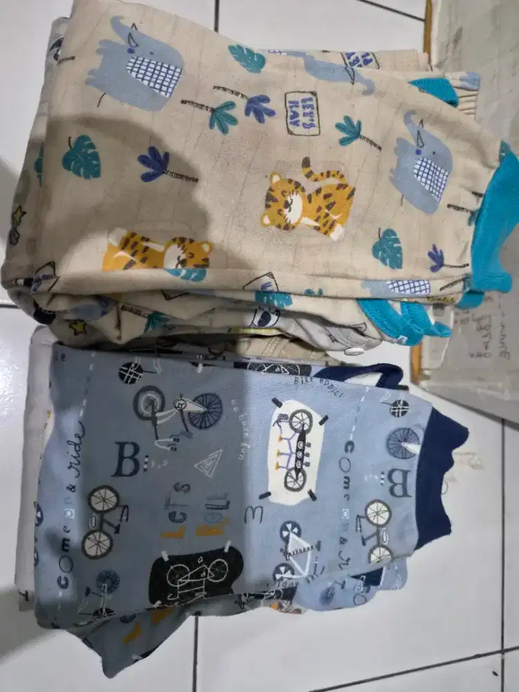 Baju Tidur Anak Bekas