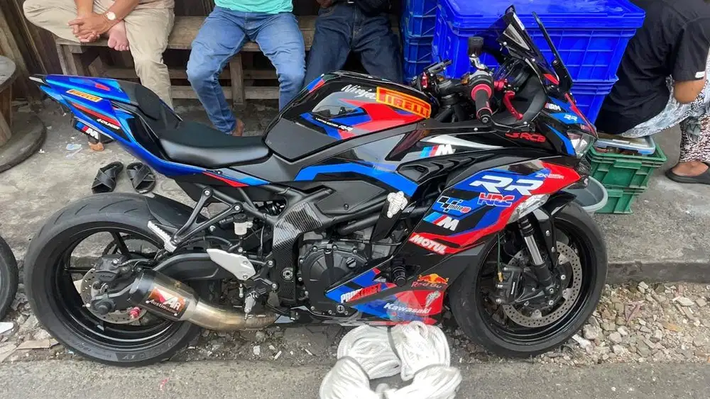 Zx25r kawasaki non abs modif bmw