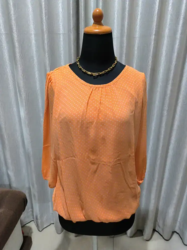 TF0033 preloved atasan orange uk. LD=105 Pjg=58 PjgLgn=48 LK=20