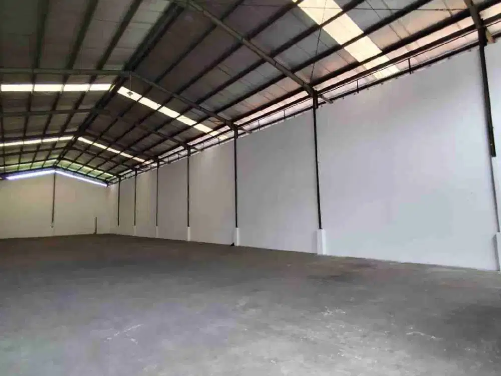 DISEWAKAN GUDANG Besar di Gunung Sindur Bogor
