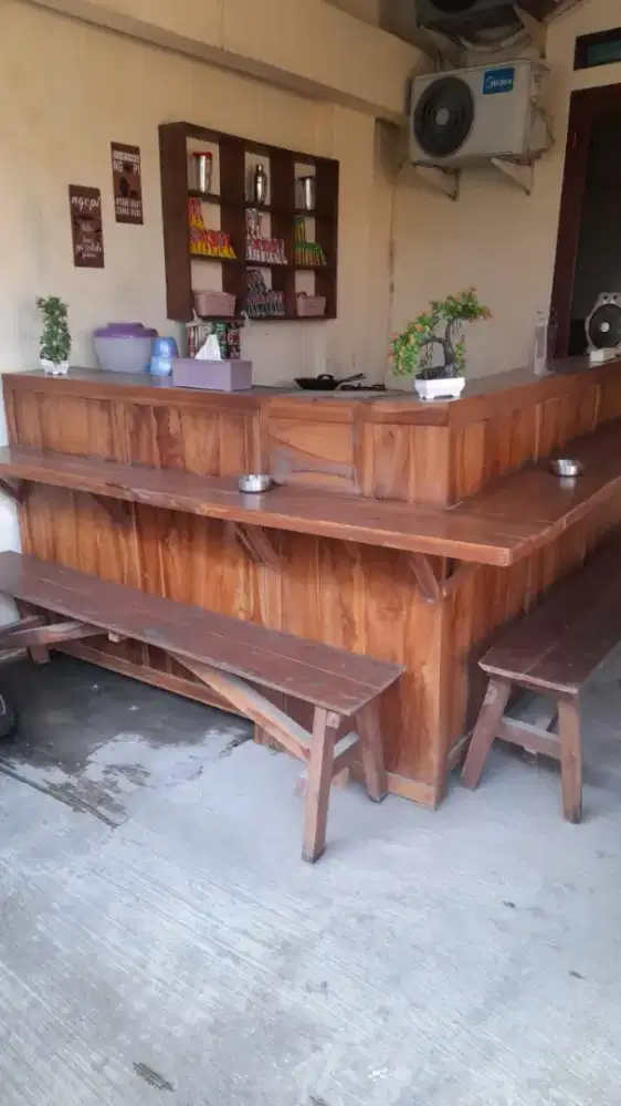 satu set meja warkop