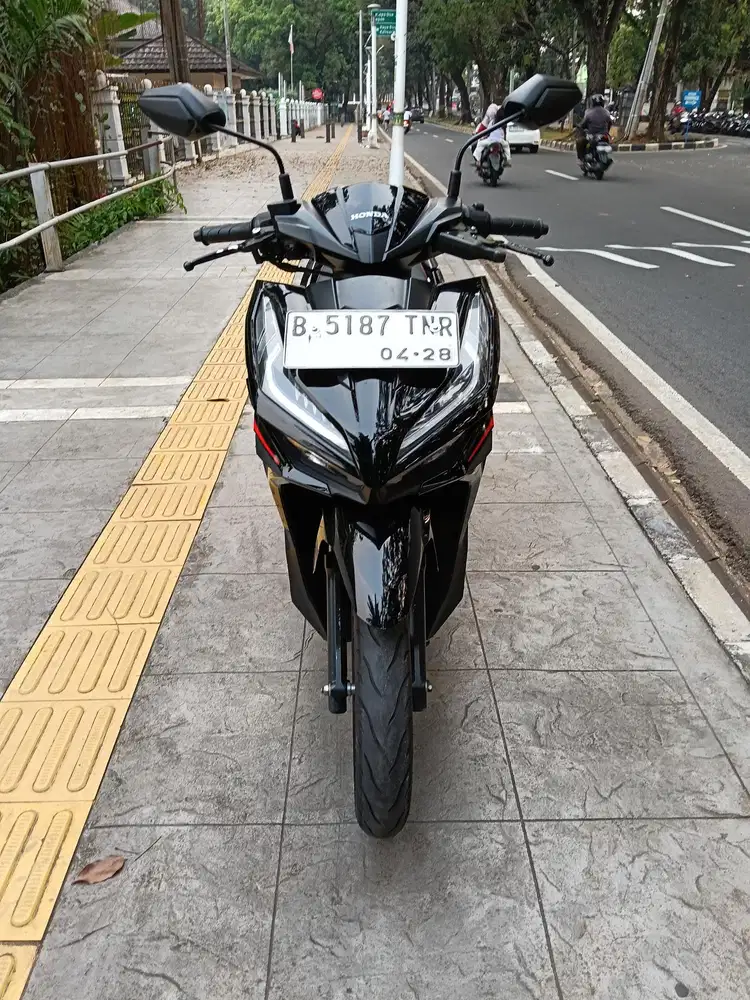 DP MINIM 1JTA CASH KREDIT HONDA VARIO 125 CBS FI GEN 2 KUNCI THN 2023