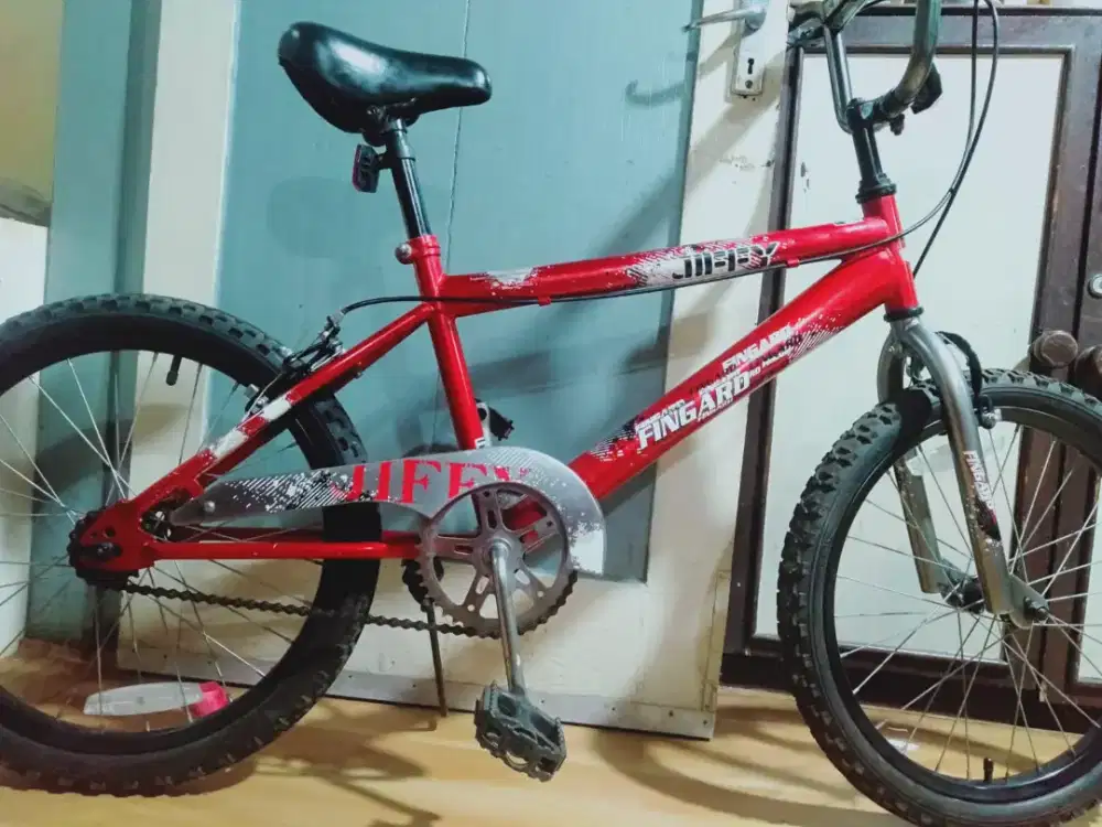 Sepeda BMX UK 20