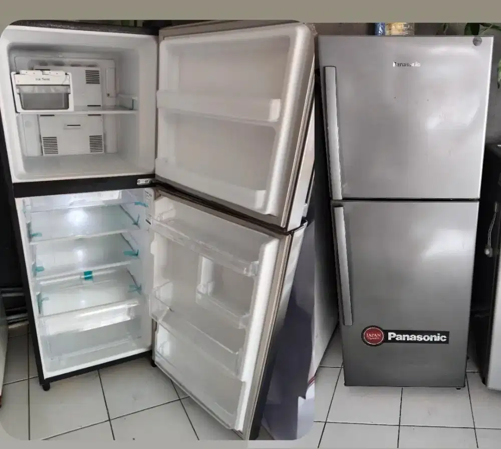 Kulkas 2 pintu Panasonic likenew