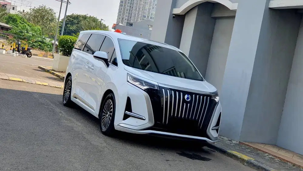 Denza D9 D 9 Elite FWD 4x2 EV AT 2025/2026