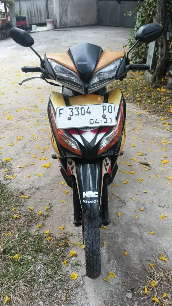 Honda Blade Repsol 2012 karbu plat f kab pajak idup pnjang lengkap