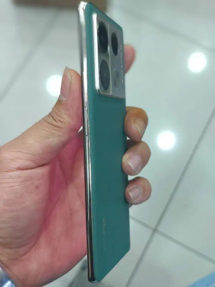 Infinix note 40 pro 8/256 fullset