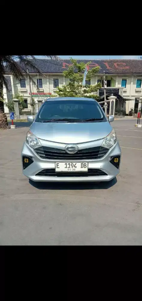 Sigra D 1000 cc