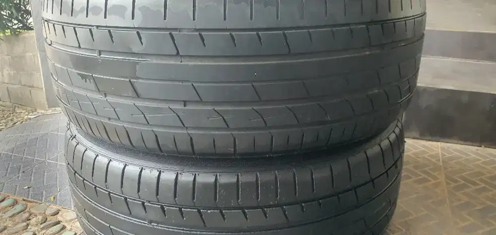 Ban Accelera R 20