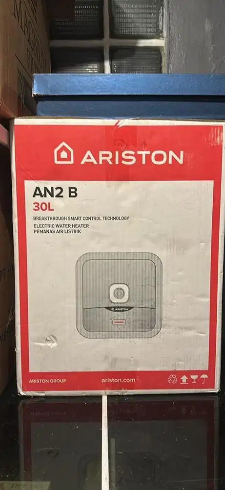 Ariston AN2 B 30L – Kemewahan Italia untuk Mandi Anda (BNIB)