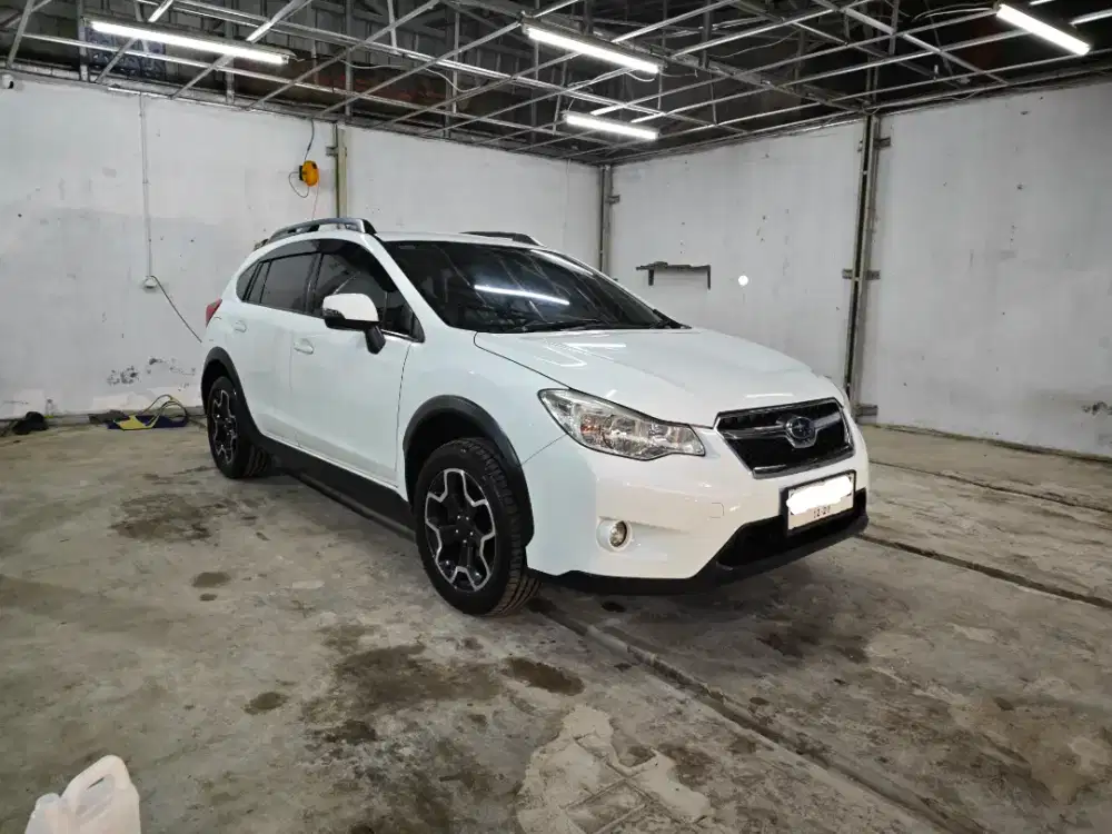 Dijual Subaru XV Putih (2014)
