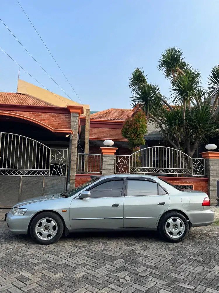 Honda Accord 2003 Bensin