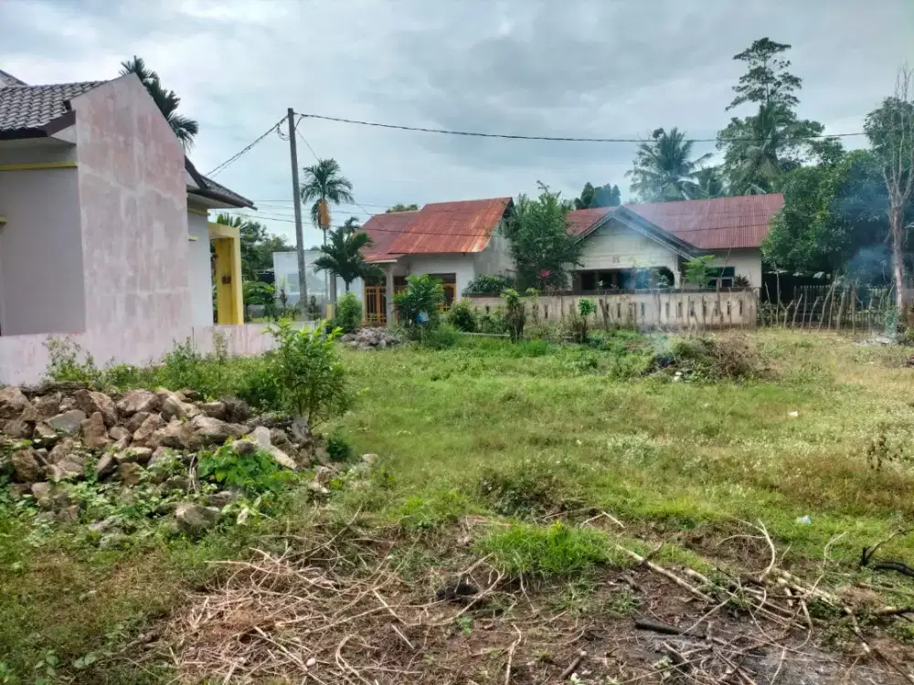 Tanah 300 meter dekat Gedung Wali Nanggroe. Lampenerut