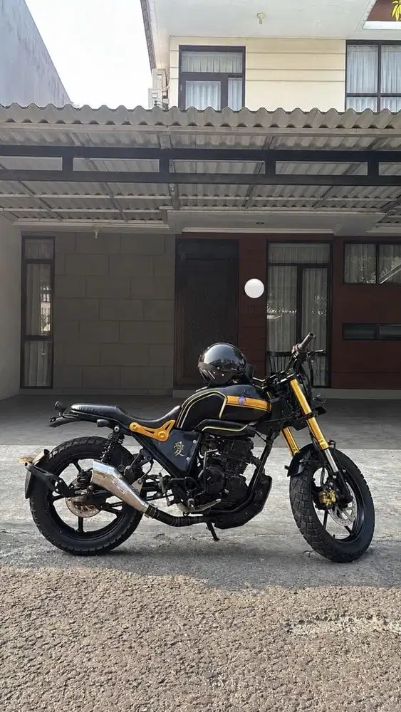 SCRAMBLER 225CC 2012