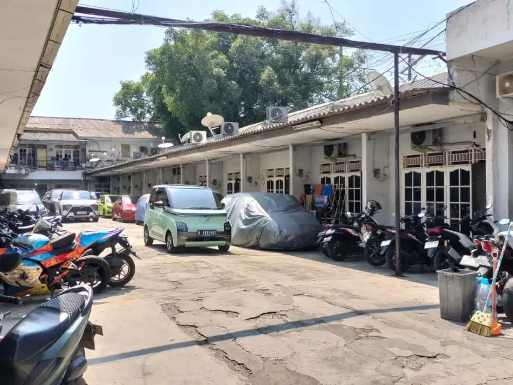 Beli tanah gratis banguanan kos,29 kmr,msh aktif,lokasi sgt strategis di mangga besar xi,selangka ke mall LOKASARI SQUARE