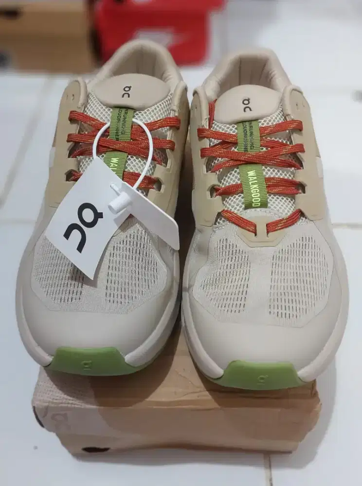 SEPATU OC SIZE 44