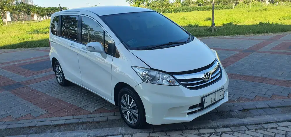 Honda Freed E PSD 2013