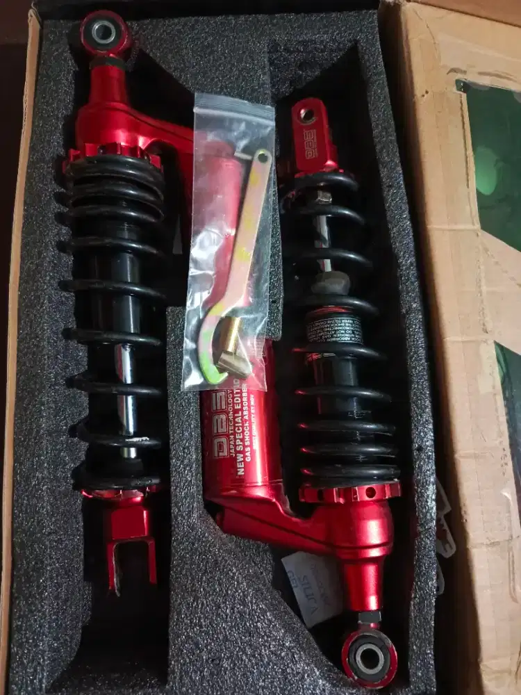 Shockbreaker Dbs 711 Merah