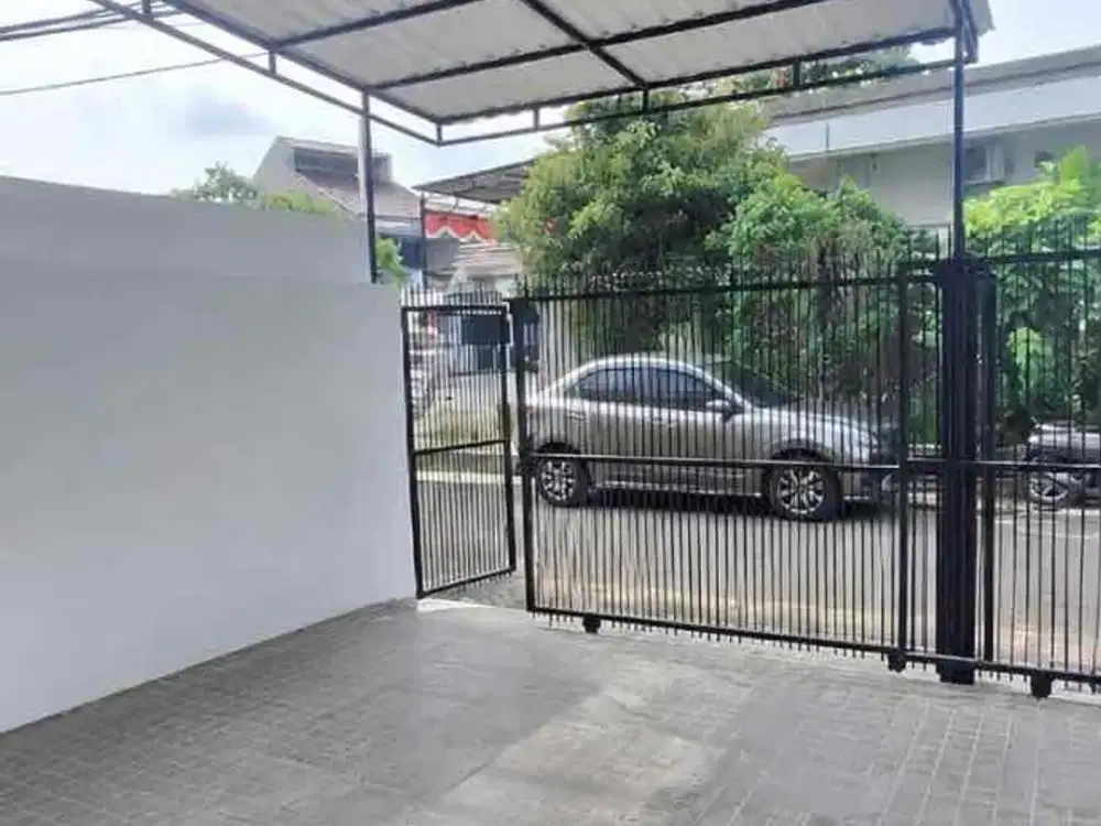 Disewakan Rumah 1 1/2 Lantai di Kosambi Baru Blok E Extension - Jakarta Barat