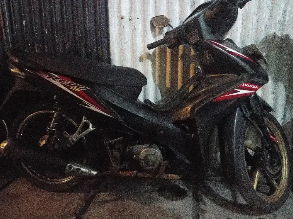 HONDA REVO 2010 (KOMPLIT)