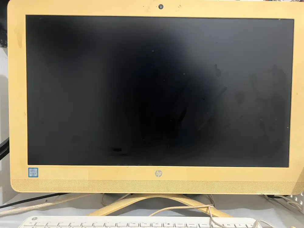 Dijual PC All-in-One (AIO) HP - Praktis, Ringkas, dan Siap Pakai!
