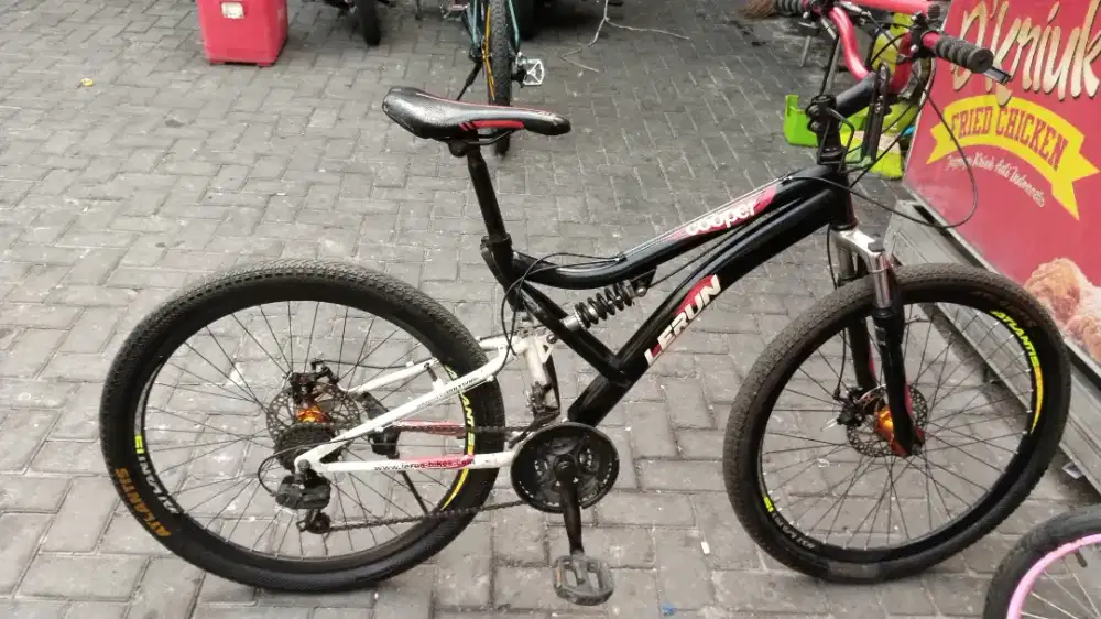 Sepeda Polygon Le Run 26 Fullsus