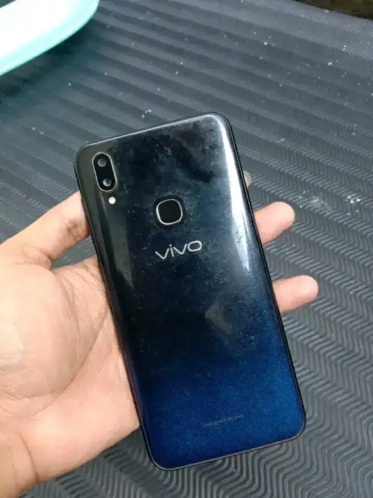 VIVO V11 (4/64GB)