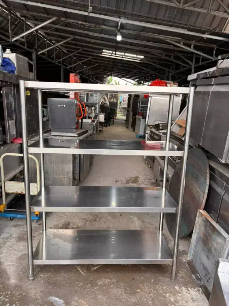 RAK PLAT 4 SUSUN

Ukuran 120x50x155
Bahan berat dan tebal