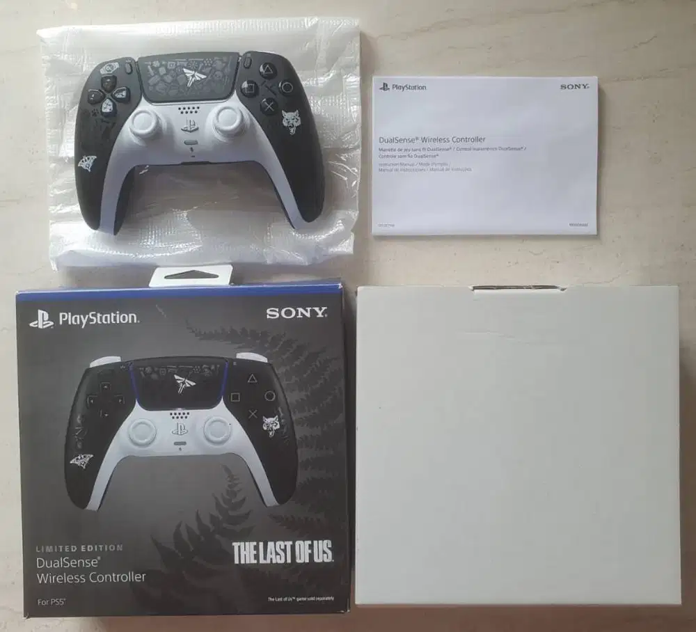 Sony PlayStation DualSense The Last of Us (DS5, TLOU, Black White)