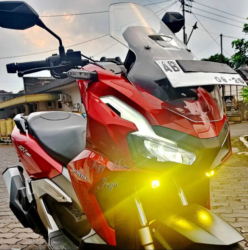 Honda ADV 160 CBS Merah Glossy 2022 Plat AB Sleman Pajak Panjang